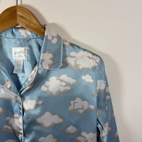 Nick & Nora Blue Cloud Pajama Top - Picture 3 of 13